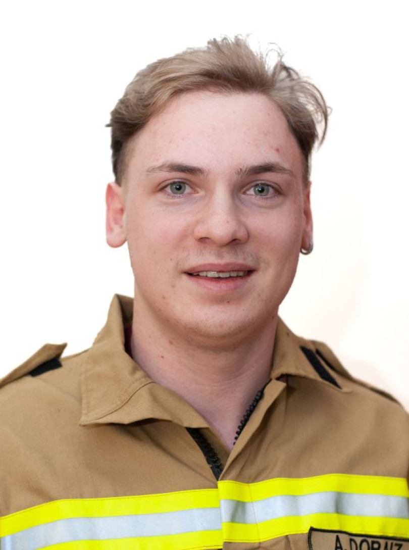 Dobaiz Alexander, Fm